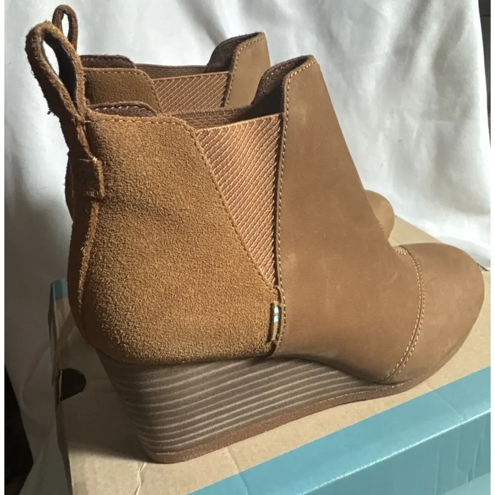 Toms Boots Womens 6.5 Kelsey Ankle Booties Wedge Tan Oiled Nubuck Suede NIB NEW